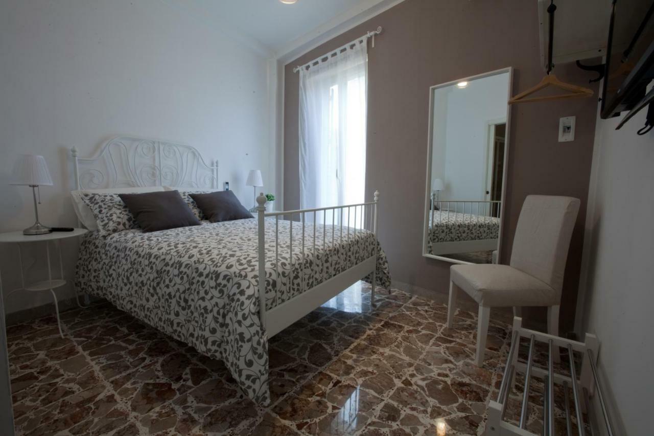 Casa Madonna Delle Grazie Apartment Modica Luaran gambar